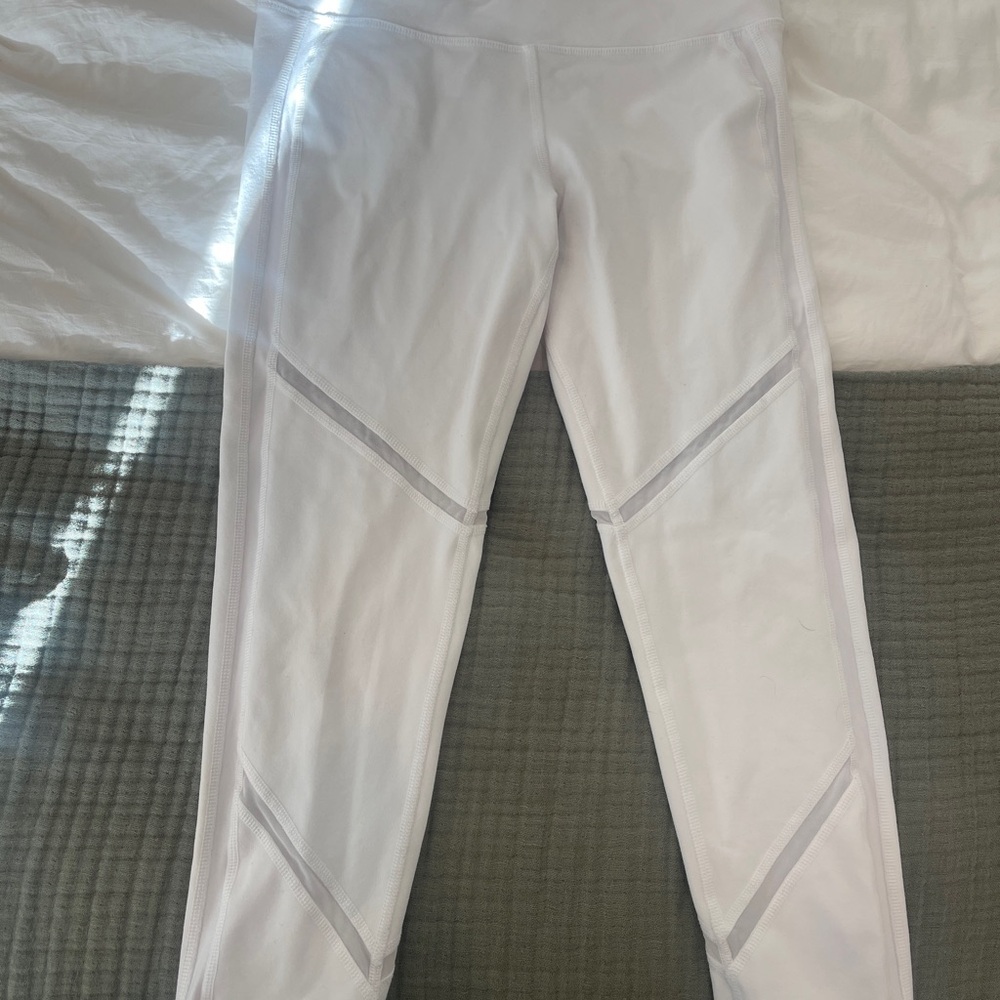 ALO Yoga White Leggings